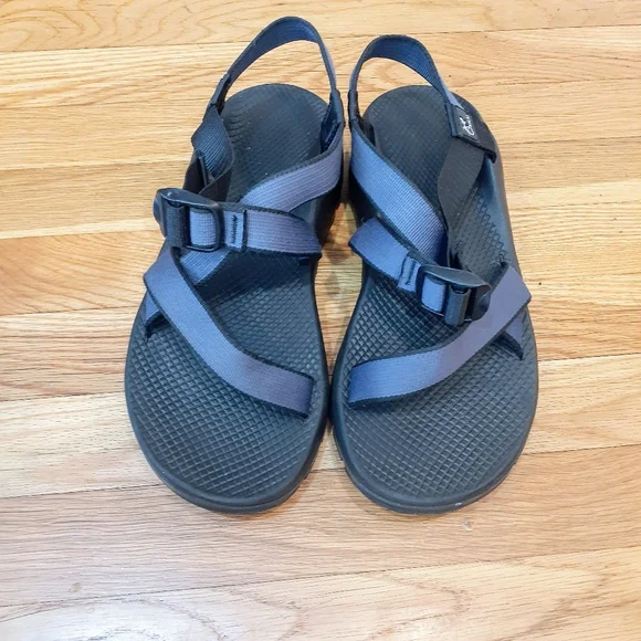 NWOT- Chaco ‘Z Cloud’ Men’s Sandal in Serpent Navy Chaco Men main image 3